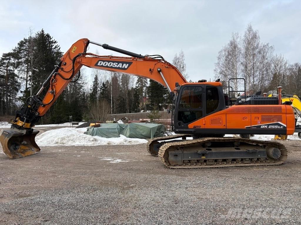 Doosan DX 255 LC-7 Bageri guseničari