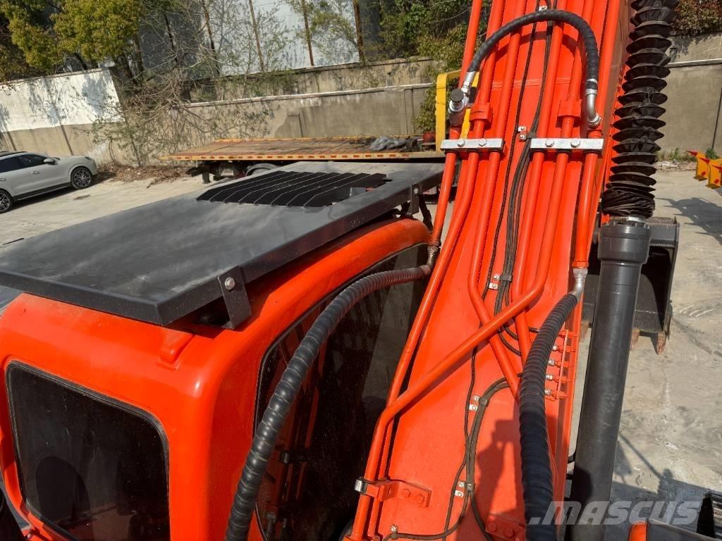 Doosan DX 225 LC Bageri guseničari