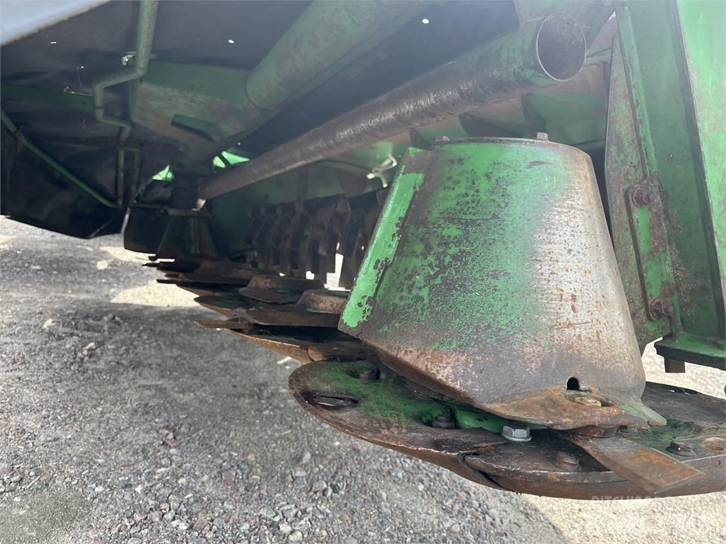 John Deere CC388, Uređaji za kosačice