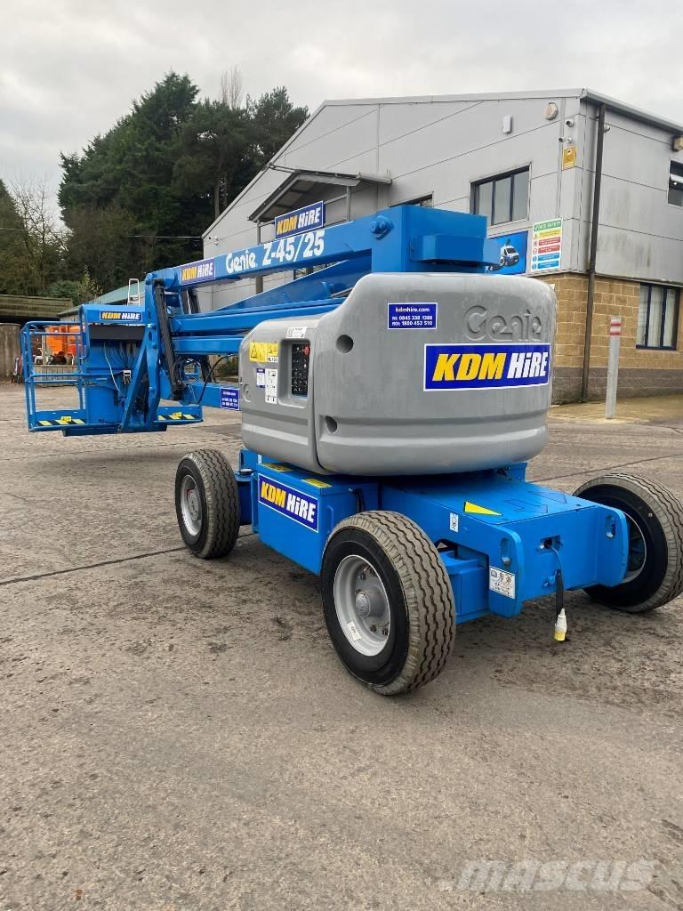 Genie Z 45/25 J Zglobne podizne platforme