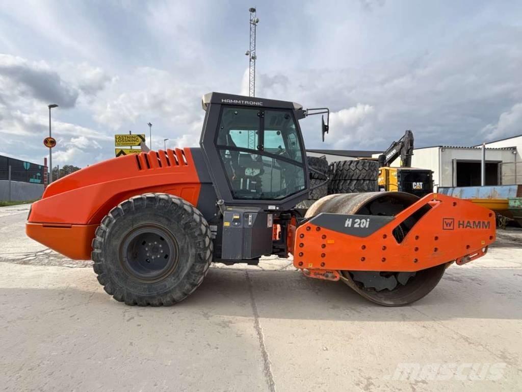 Hamm H20 i Valjci sa jednim bubnjem