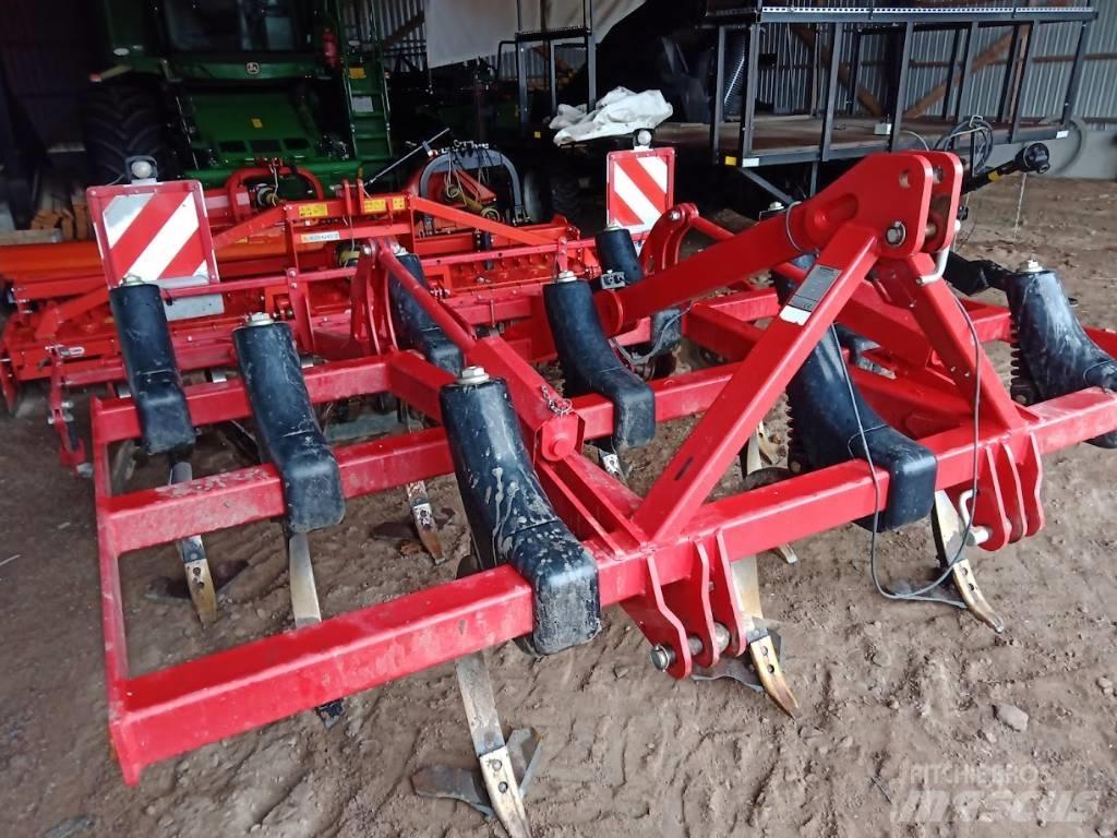 Horsch Terrano 3 FX Kultivatori