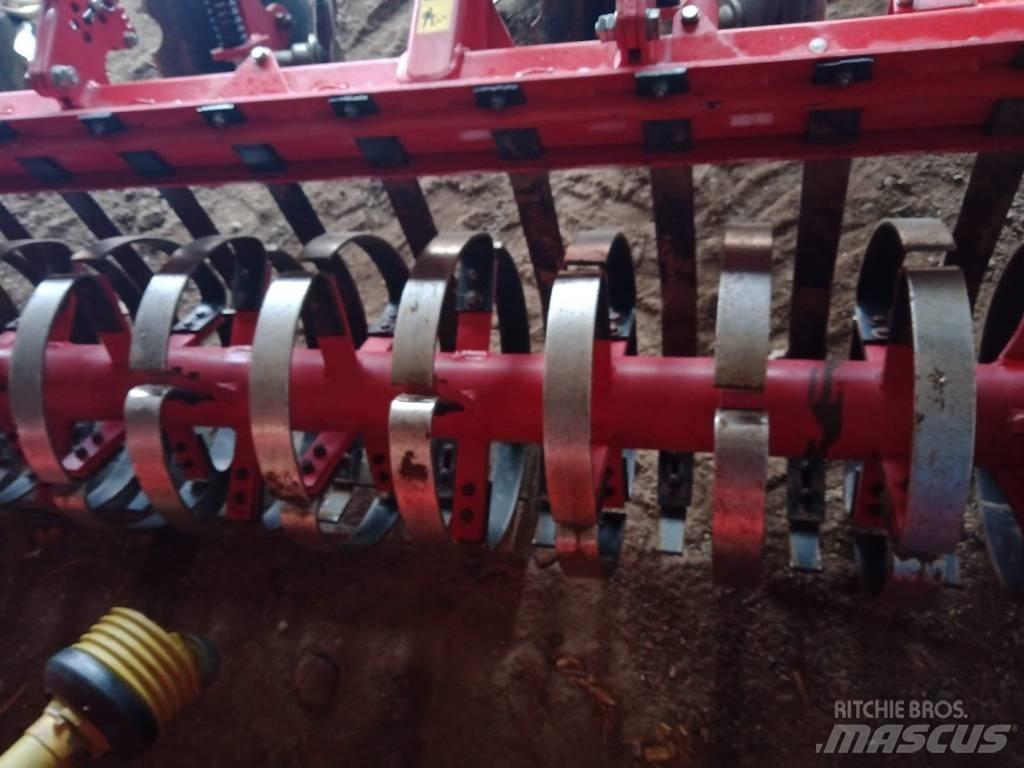 Horsch Terrano 3 FX Kultivatori