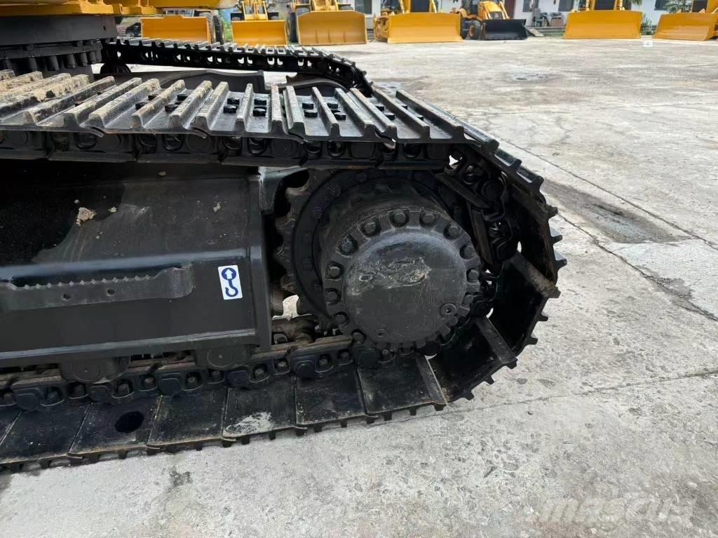 CAT 330 D Bageri guseničari