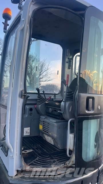 New Holland E 50 Mini bageri < 7t