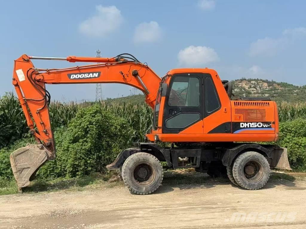 Doosan DH 150 W-7 Bageri guseničari