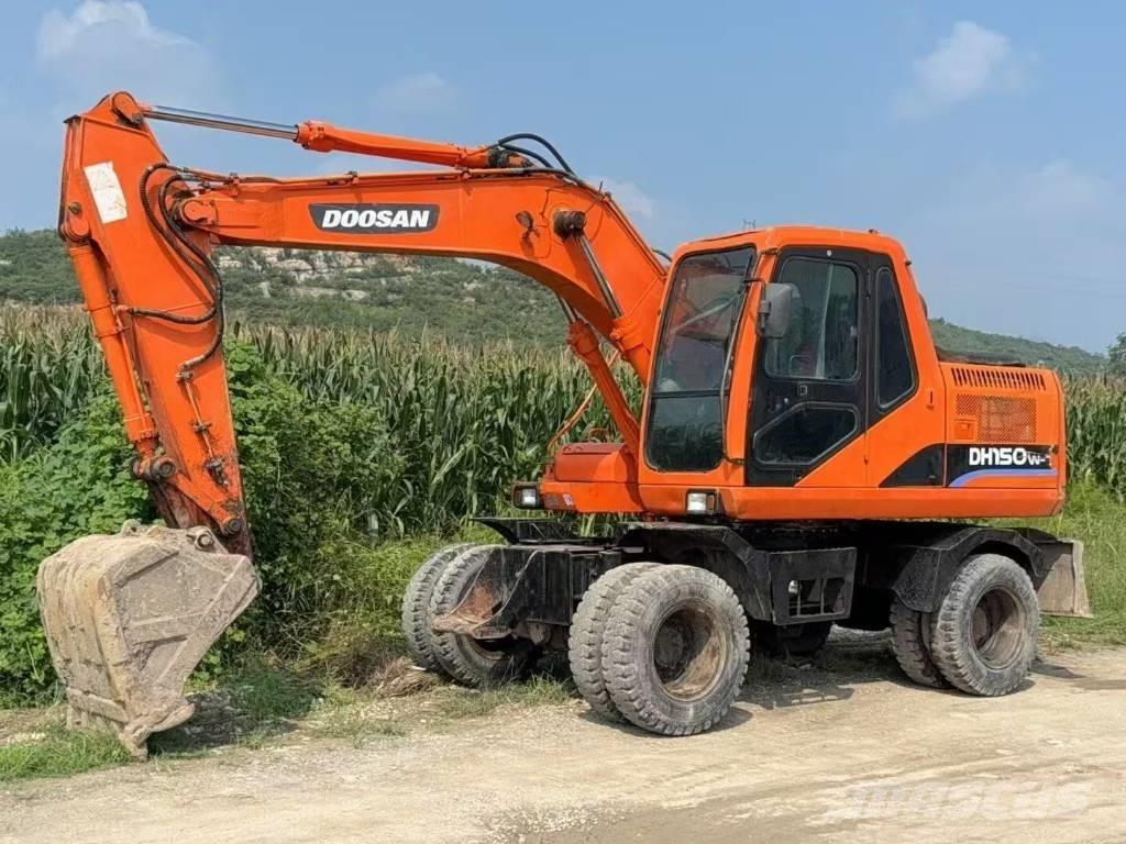 Doosan DH 150 W-7 Bageri guseničari