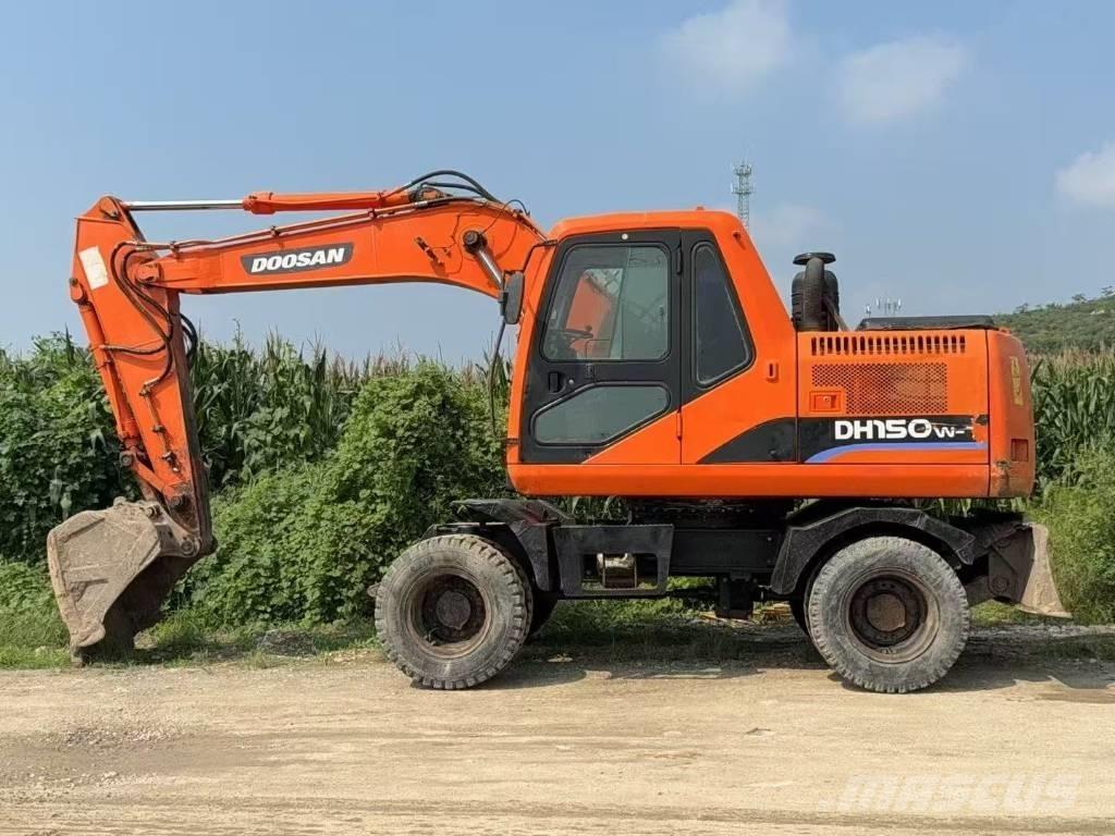 Doosan DH 150 W-7 Bageri guseničari
