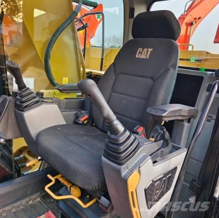 CAT 320 GC Bageri guseničari