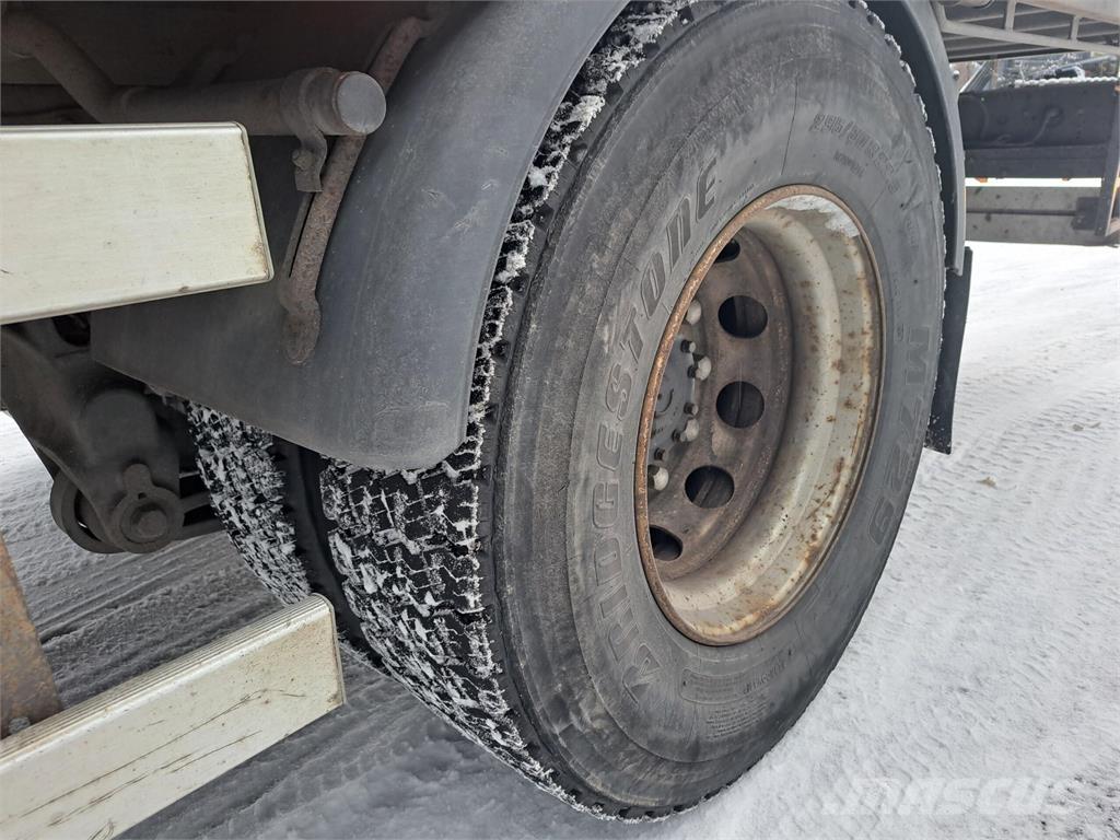 Volvo FLH42 RD Kamioni sa kranom