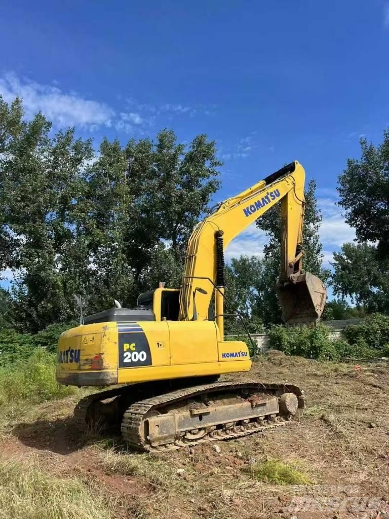 Komatsu PC 200 Bageri guseničari