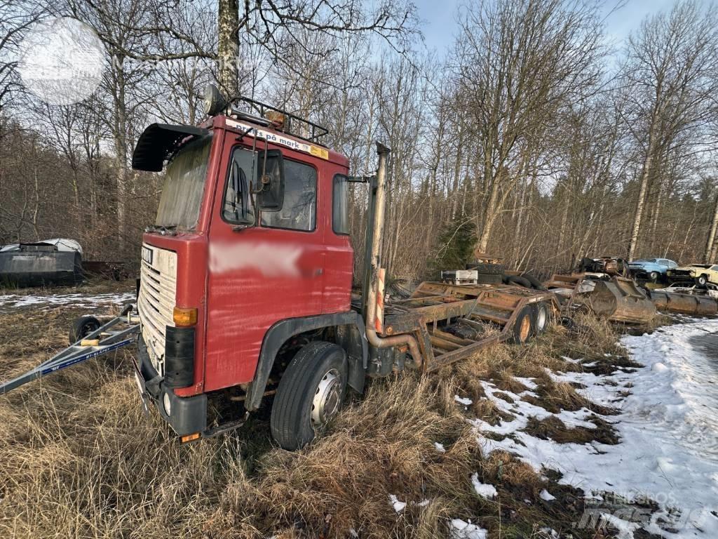 Scania T 141 Kamioni za prevoz šumarskih mašina