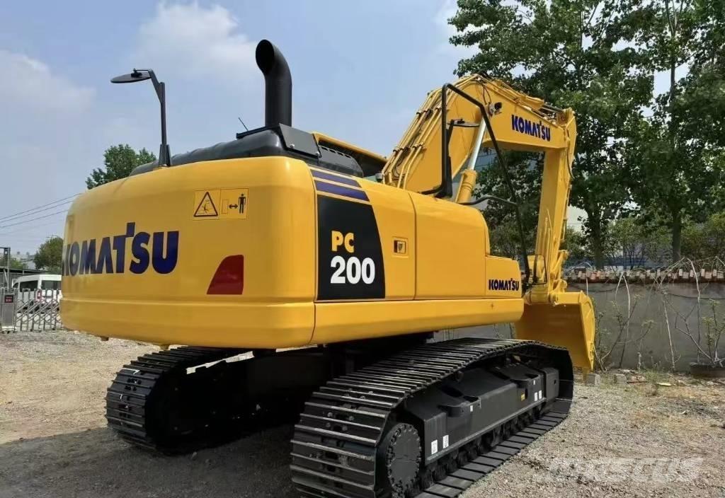 Komatsu PC 200-8 Bageri guseničari