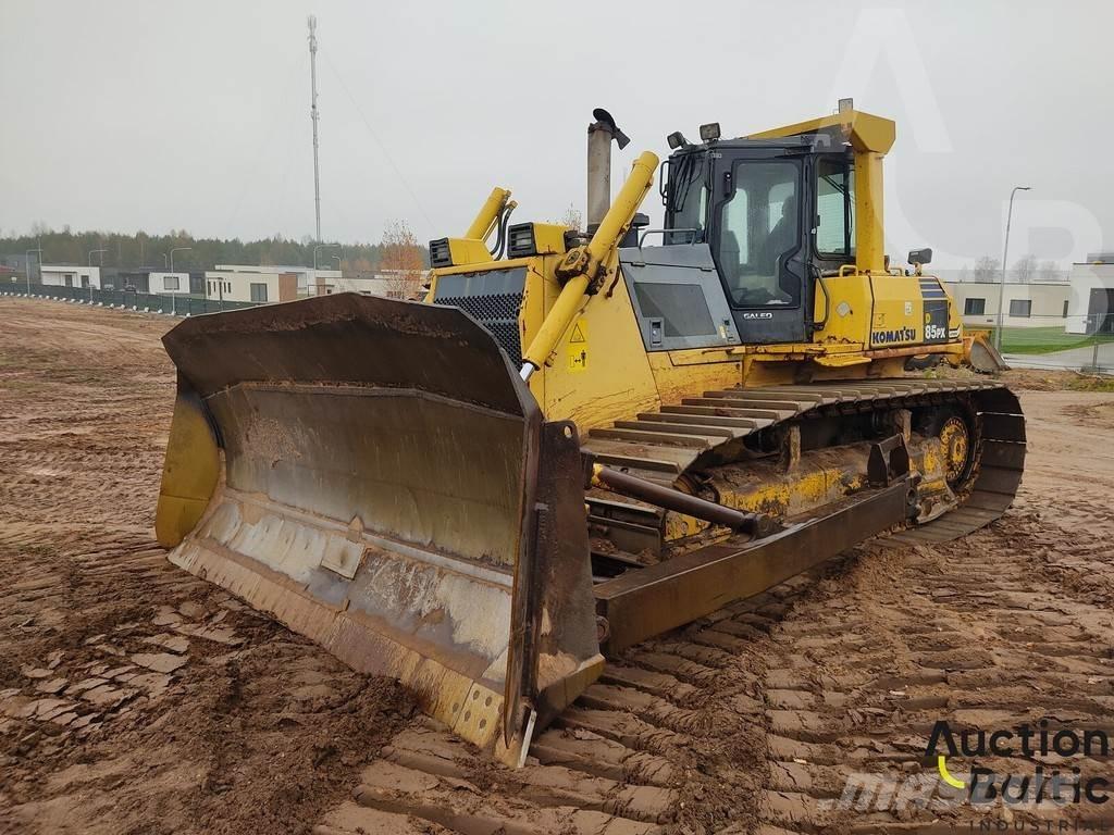 Komatsu D85PX-15 Buldožeri guseničari