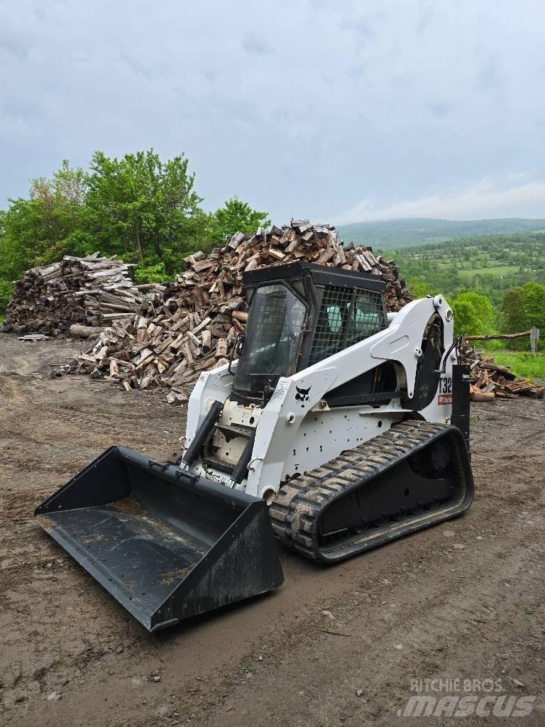 Bobcat T 320 Skid steer mini utovarivači