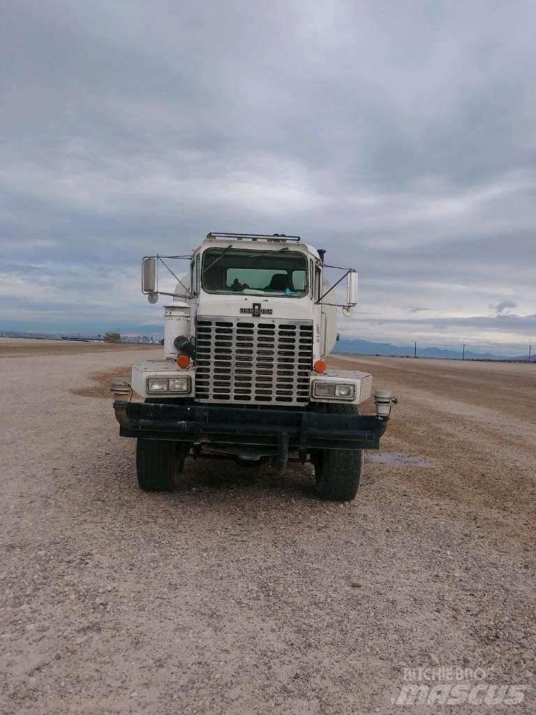 Oshkosh 6000 Kamioni za vodu