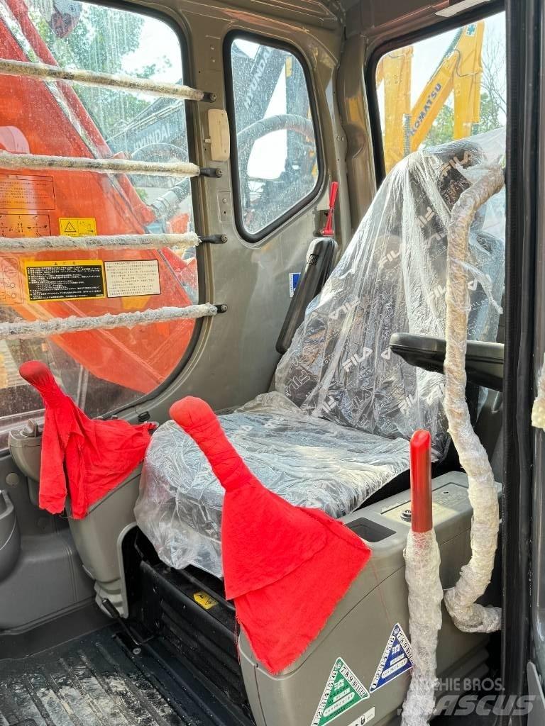 Hitachi ZX 200 Bageri guseničari