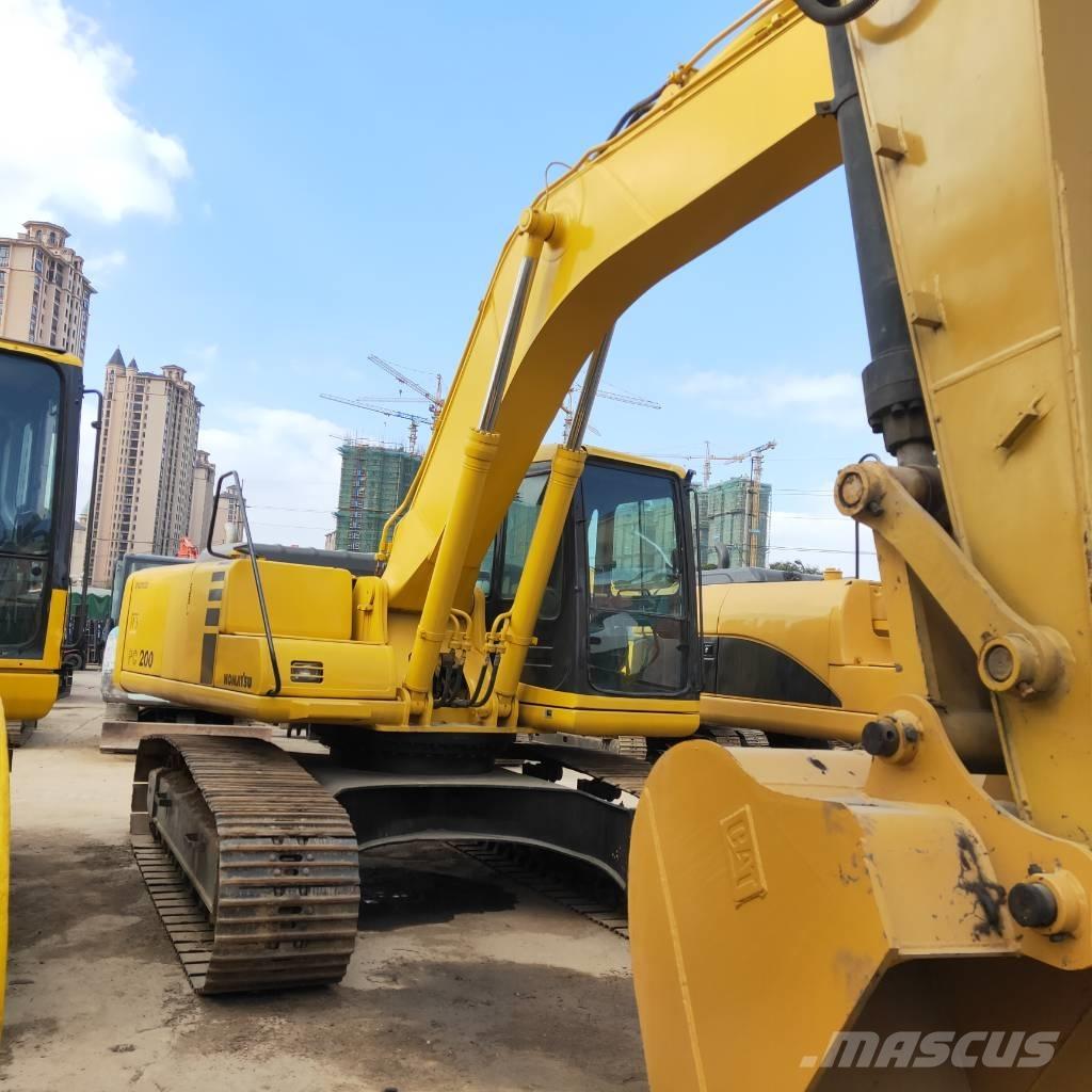 Komatsu PC200-6 Bageri guseničari