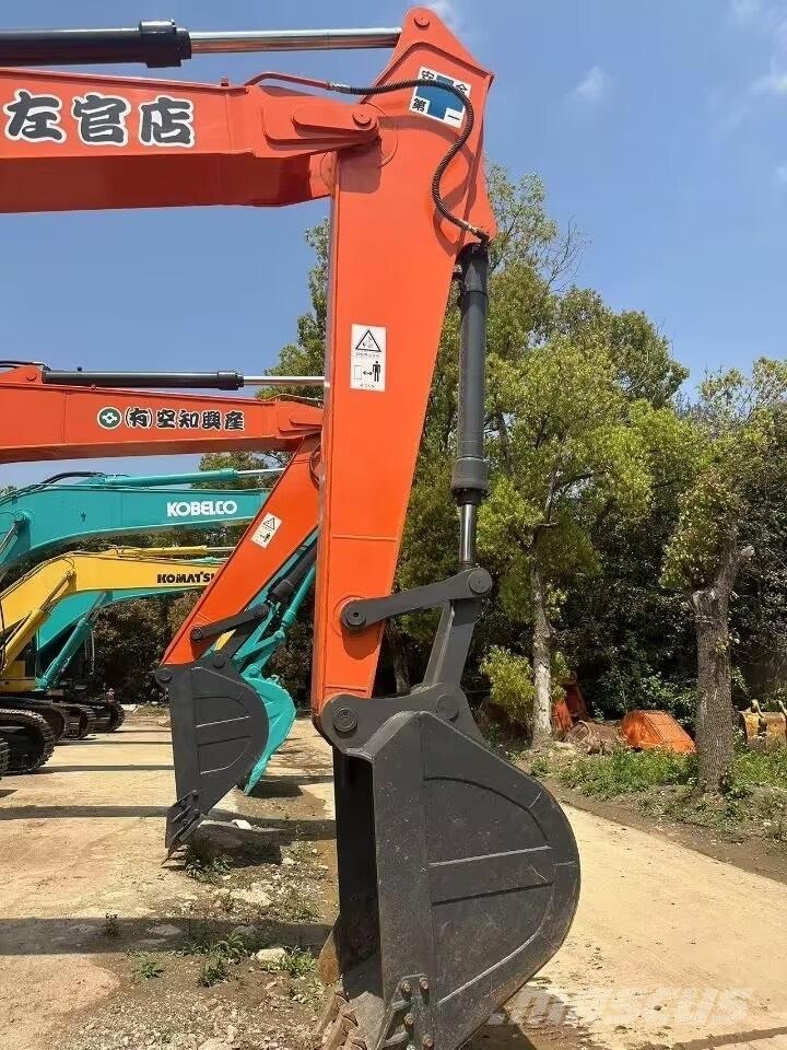 Hitachi EX 200-1 Bageri guseničari