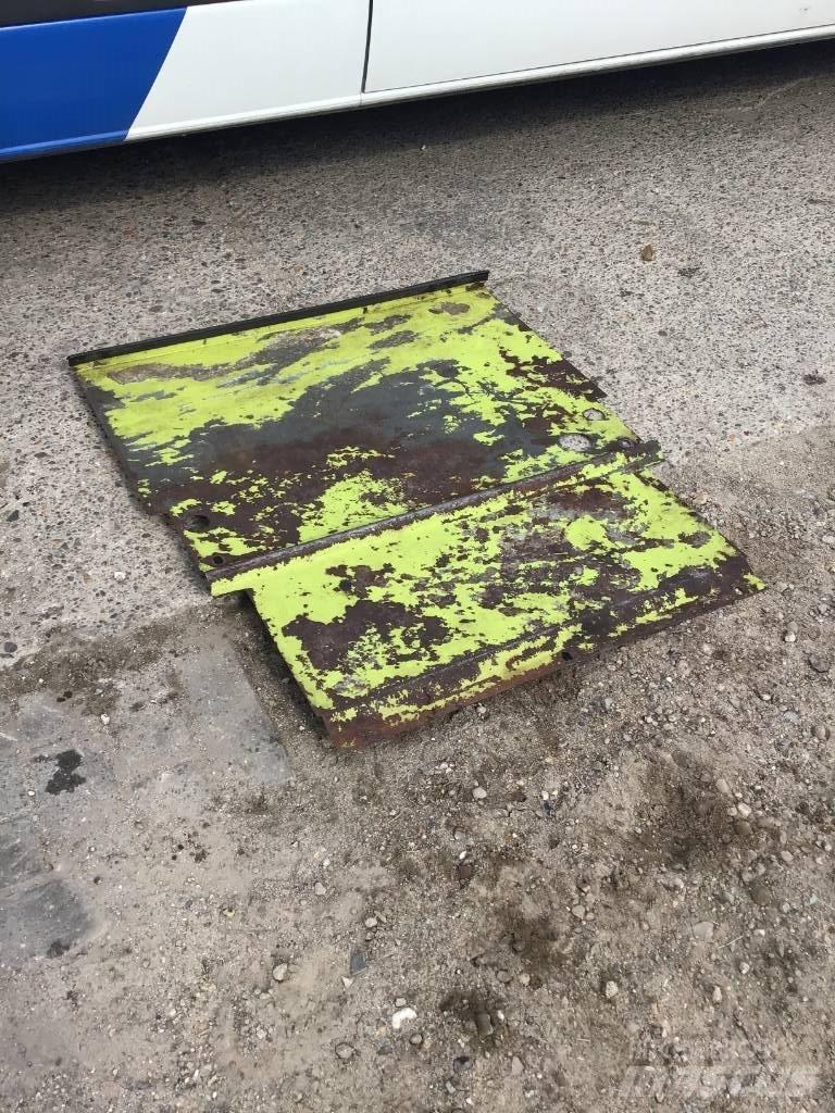 CLAAS Jaguar 880 Hay and forage machine accessories