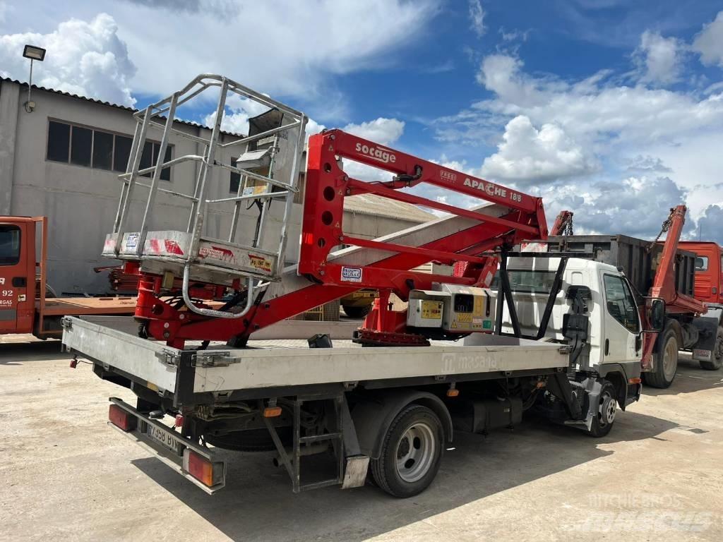 Mitsubishi Canter Rol kiper kamioni sa kukom za podizanje tereta