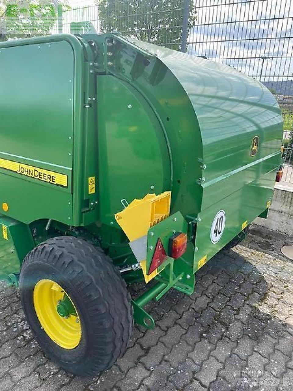 John Deere f440e Prese/balirke za četvrtaste bale
