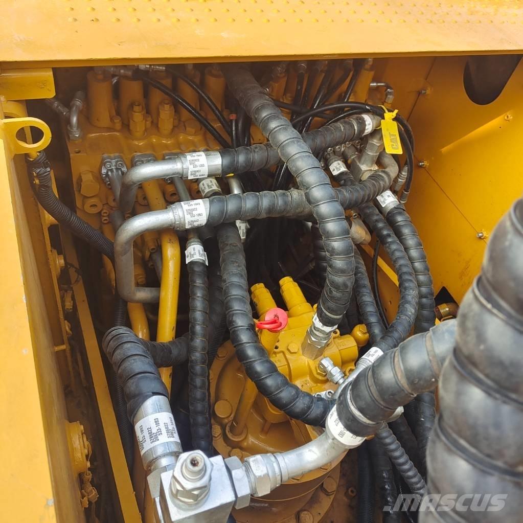 CAT 320D Bageri guseničari