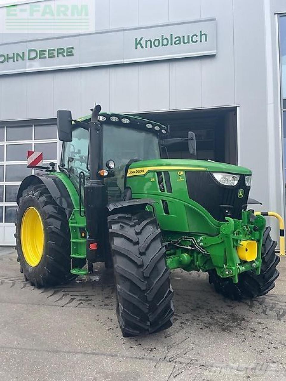 John Deere 6r 215 Traktori