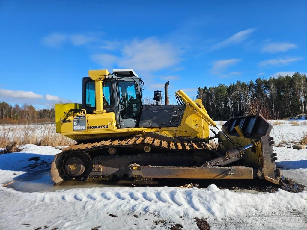 Komatsu D 65 PX Buldožeri guseničari