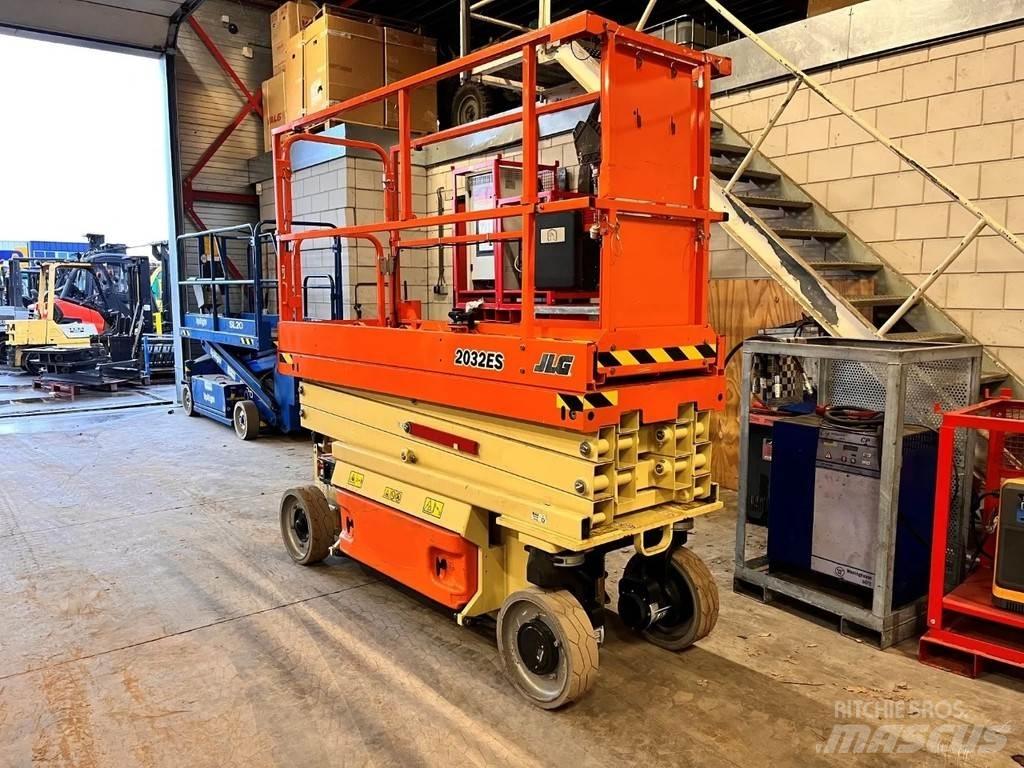 JLG 2032ES Makazaste platforme