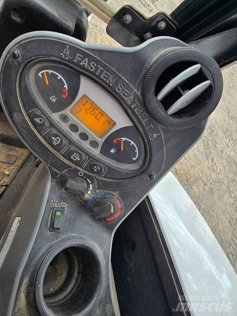 Bobcat E35 Mini bageri < 7t