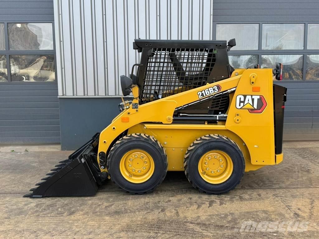 CAT 216B3 Utovarivači na točkove