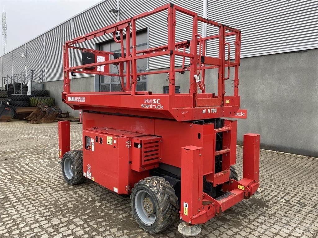 Manitou 140SC Makazaste platforme