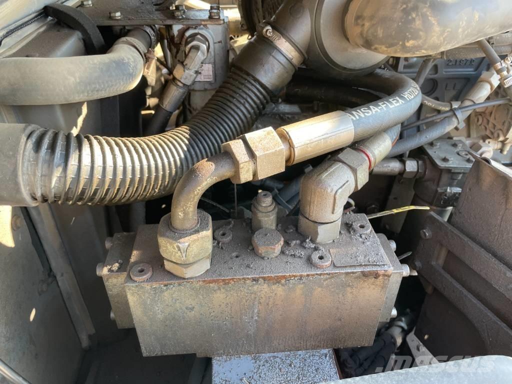 Hamm HD 13 VV Valjci sa duplim bubnjem