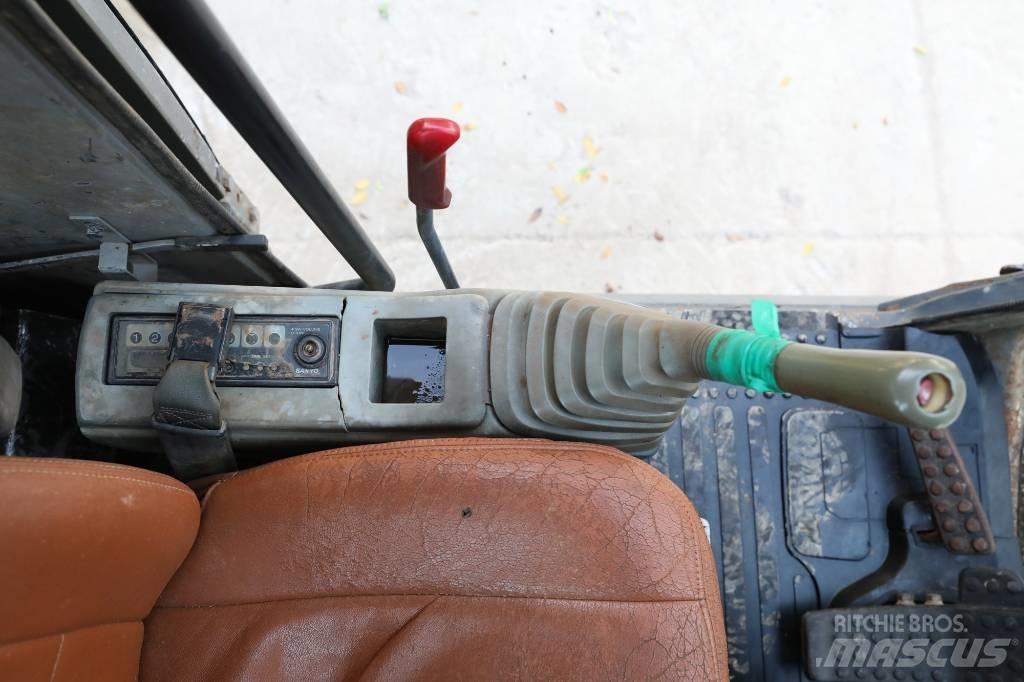 Hitachi EX 120-5 Bageri guseničari