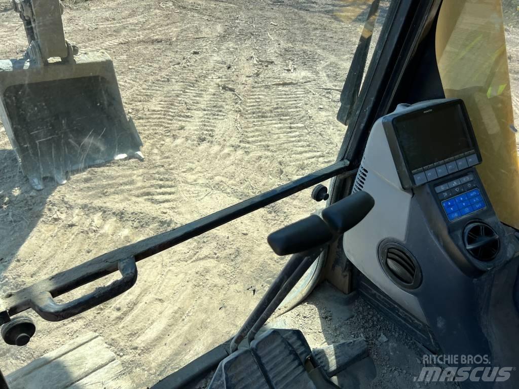 Komatsu PC240LC-10 Bageri guseničari