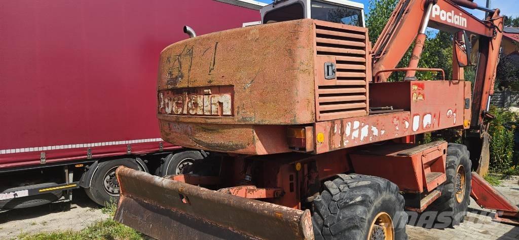 Poclain 82 Bageri točkaši