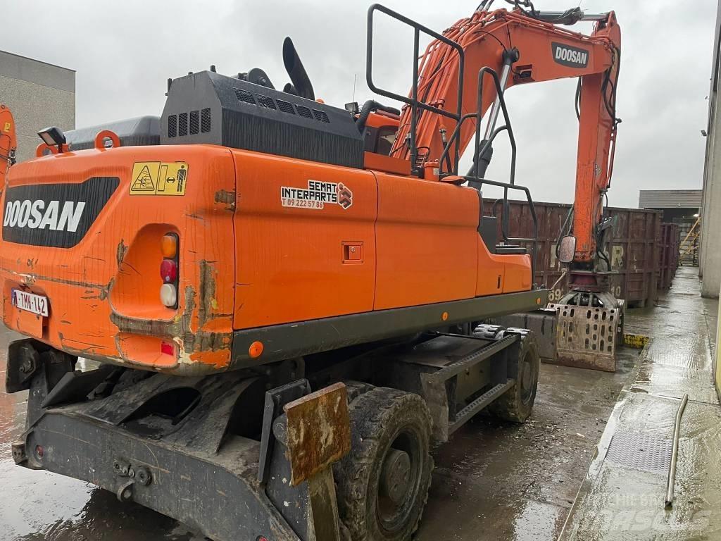 Doosan DX 210 W - 5 Bageri točkaši