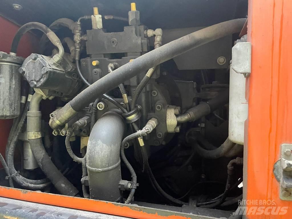 Doosan DX 210 W - 5 Bageri točkaši