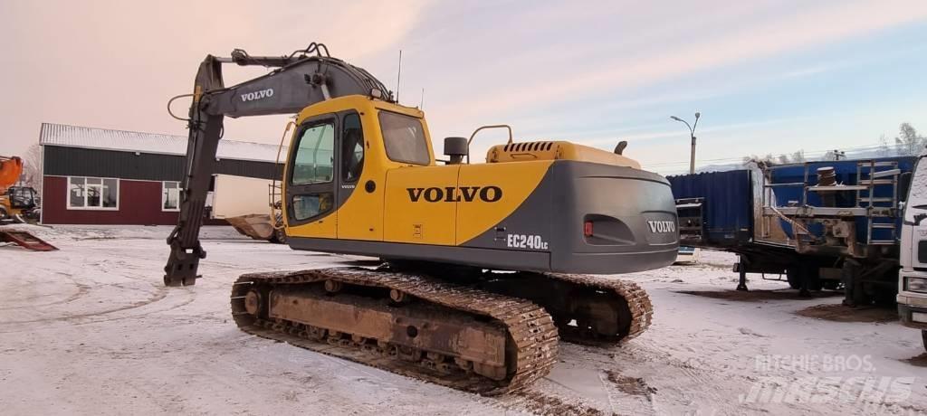 Volvo EC 240 C L Bageri guseničari