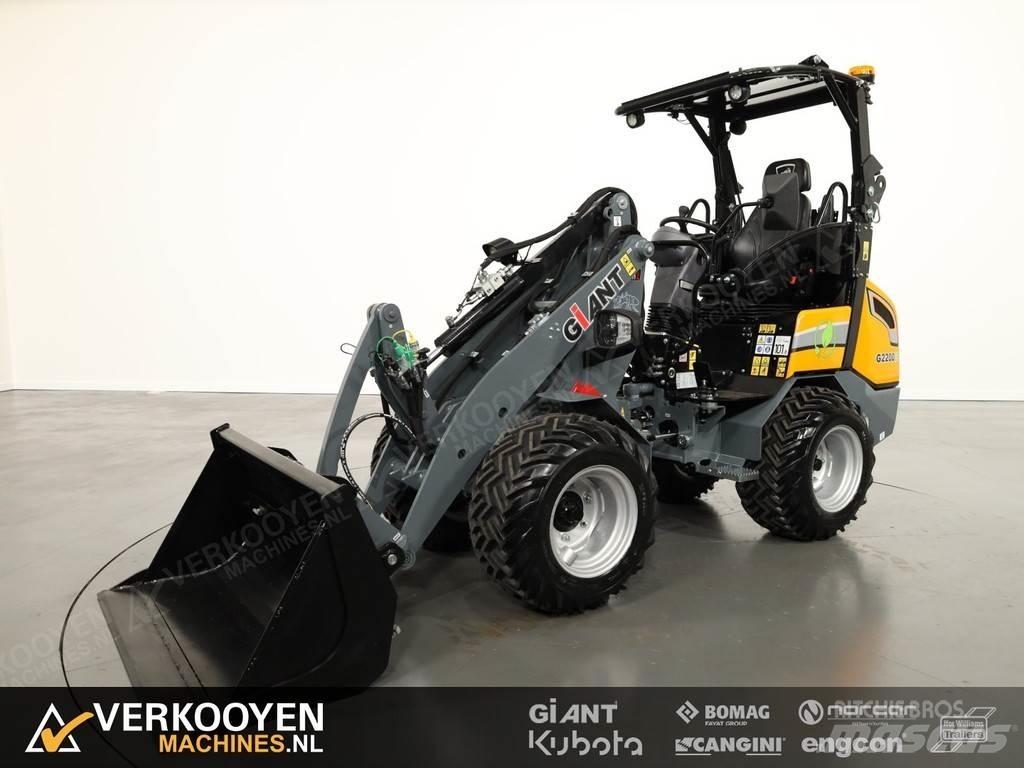 GiANT G2200E Utovarivači na točkove