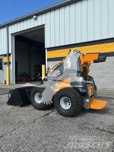 GiANT SK252D Skid steer mini utovarivači