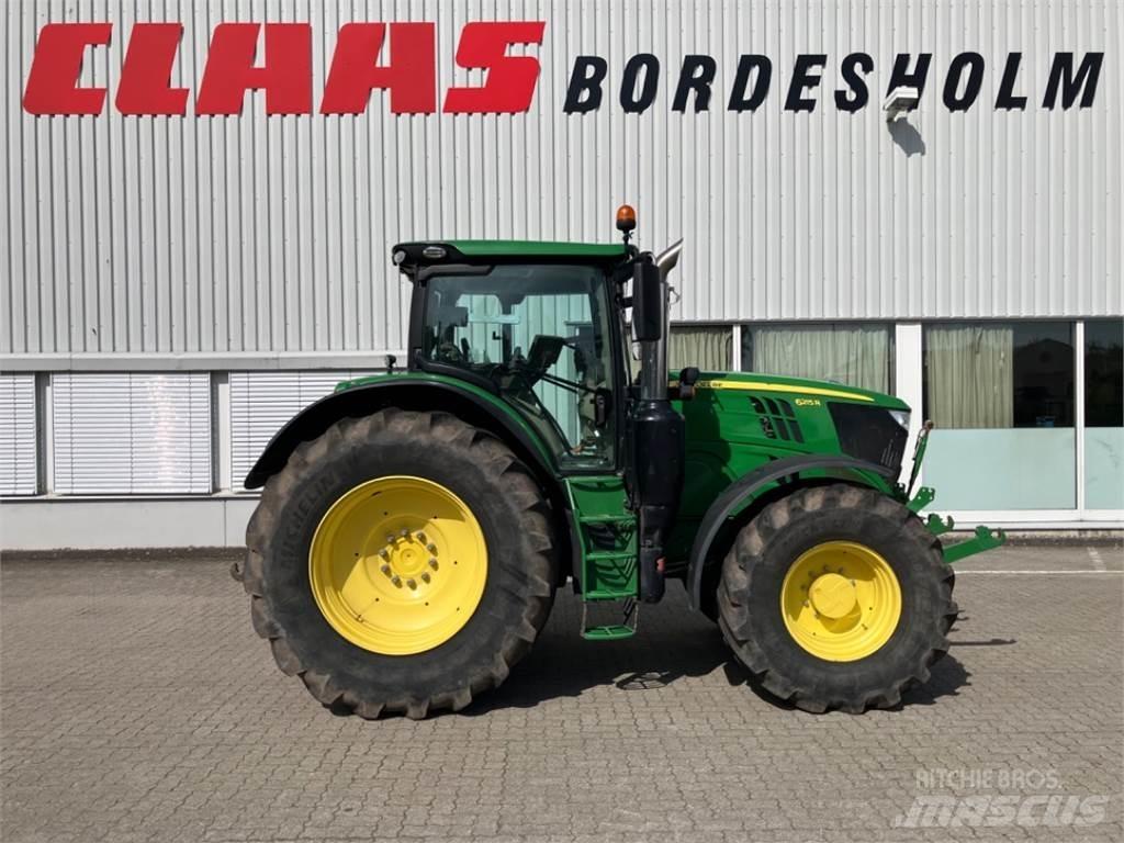 John Deere 6215 R Traktori