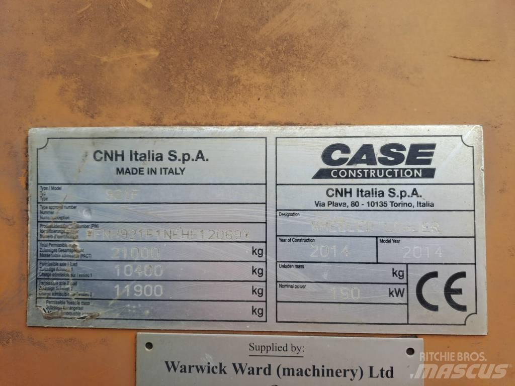 CASE 921 F Utovarivači na točkove