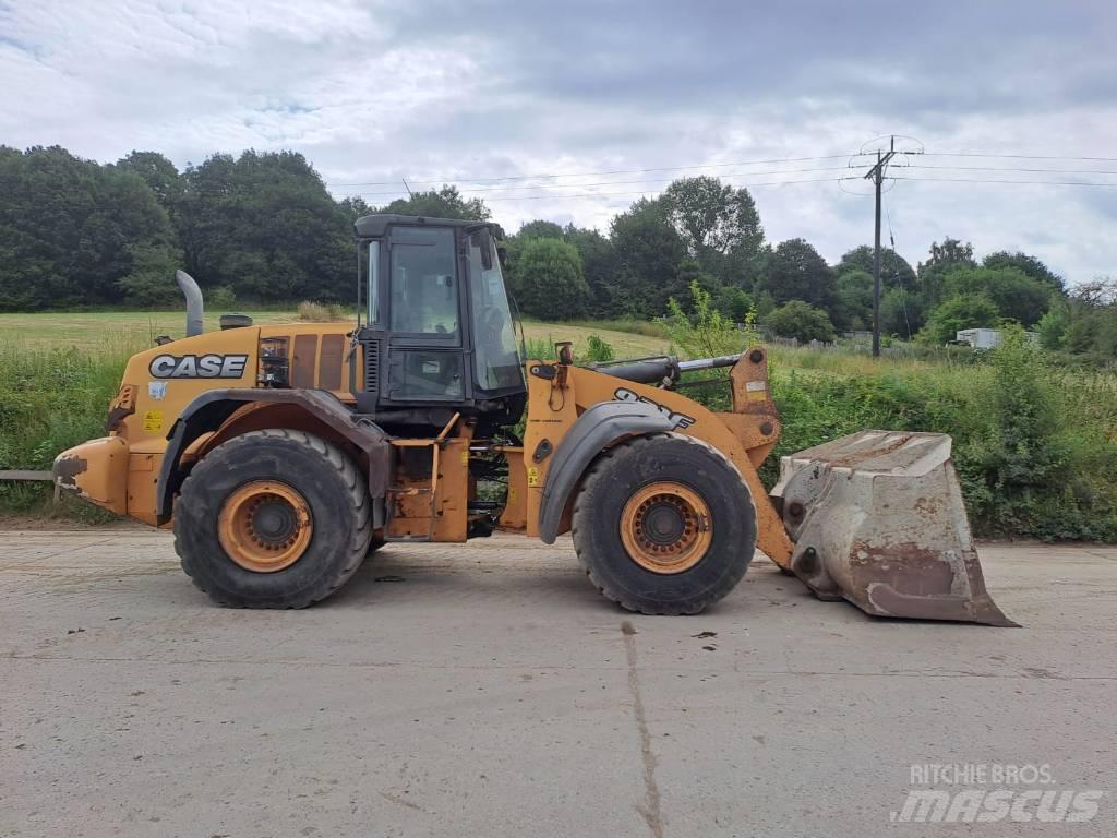 CASE 921 F Utovarivači na točkove