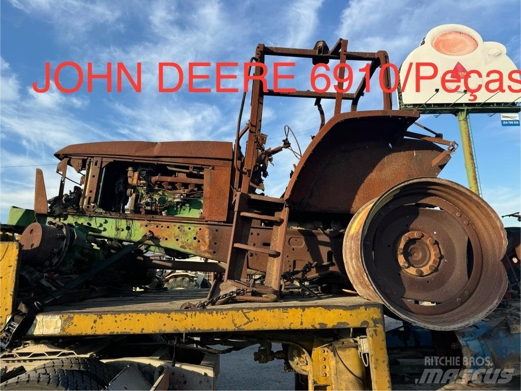 John Deere 6910 Traktori