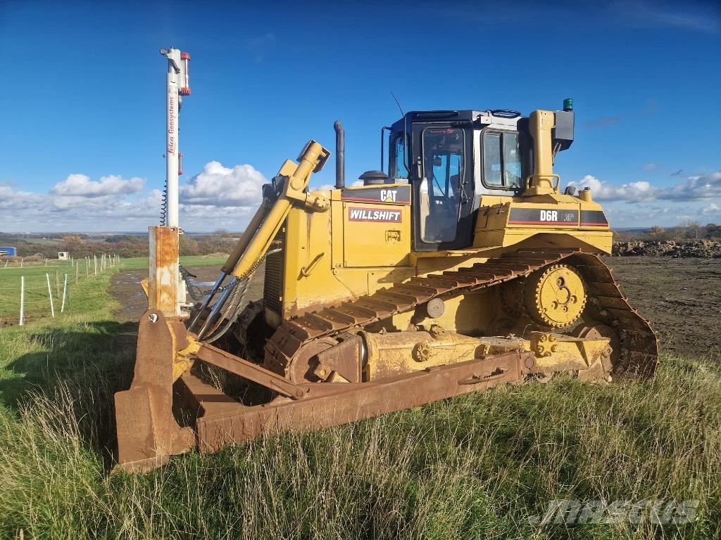 CAT D 6 R II Buldožeri guseničari