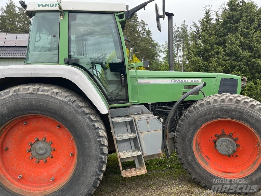 Fendt 818-4 Traktori