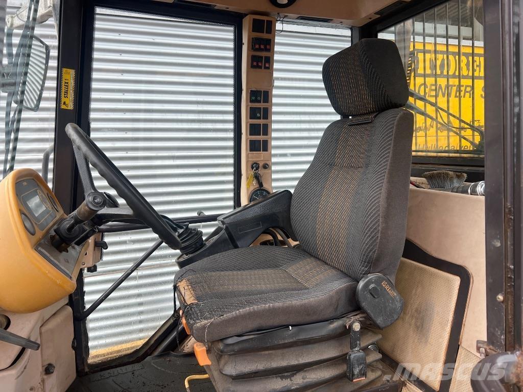 Hydrema 912 C Zglobni damperi