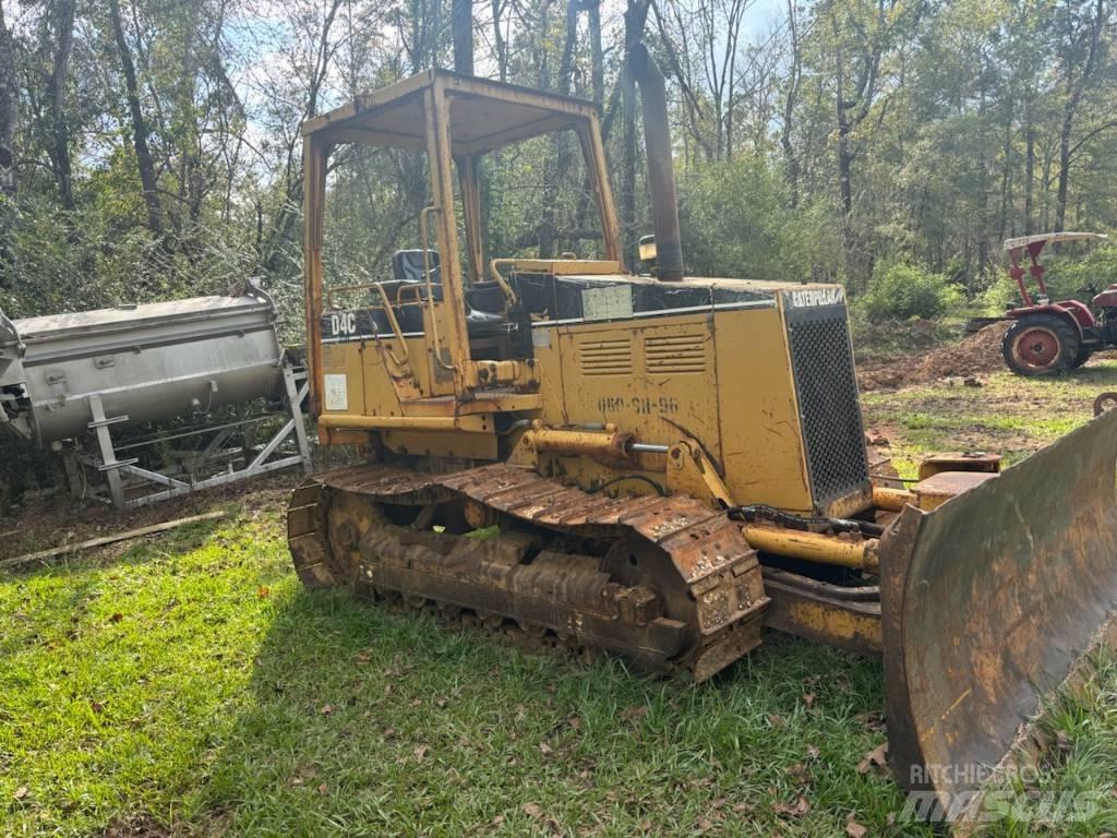CAT D 4 C Buldožeri guseničari